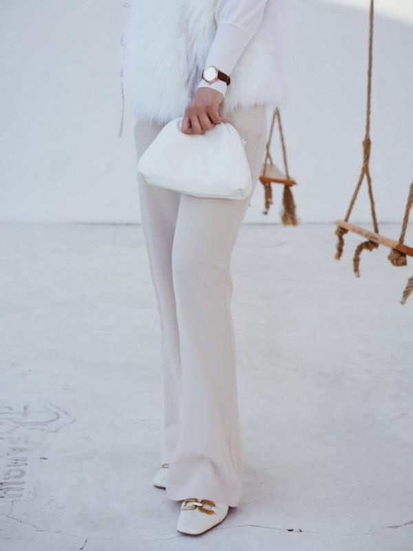 秋冬時裝靴這樣穿，率性又溫婉