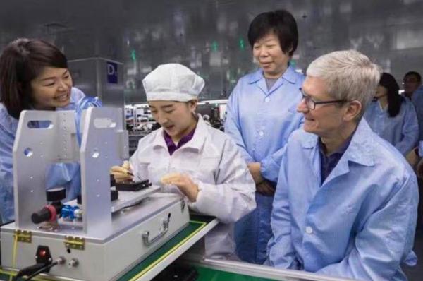 中國廠妹走上巔峰之路：王來春身家580億，卻曾在富士康打工10年