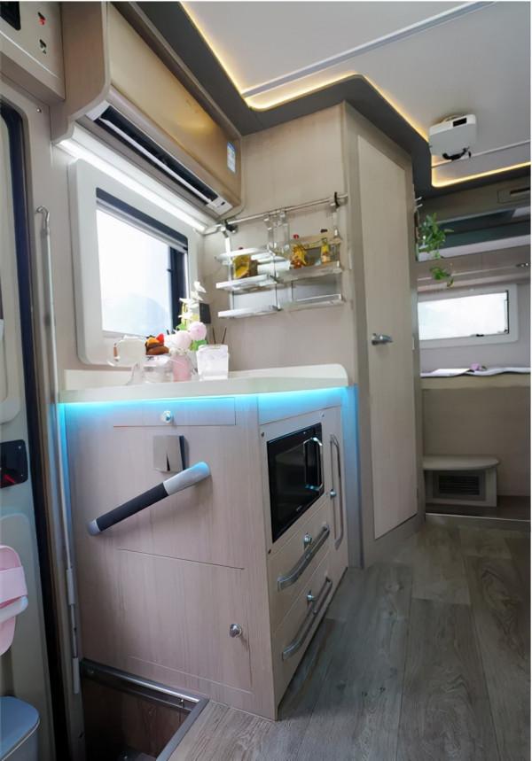 2022款中意極致雙拓展專業版：炫酷外觀 三拓展+露臺 縱享格調生活