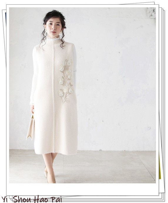 聖誕節約會穿什麼？25種不同顏色連衣裙的穿搭推薦