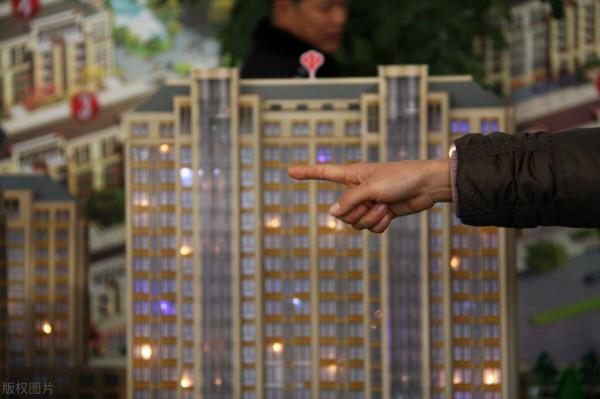 買樓選市區還是郊區？你怎麼看？