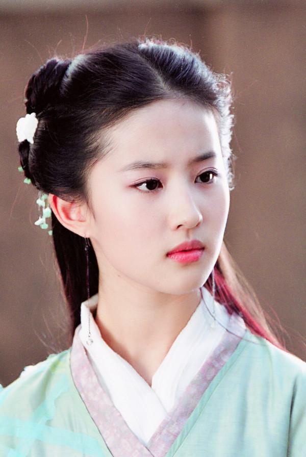 上神仙女不要尬演，6位女星告訴你，十幾年前的仙子有多靈氣逼人