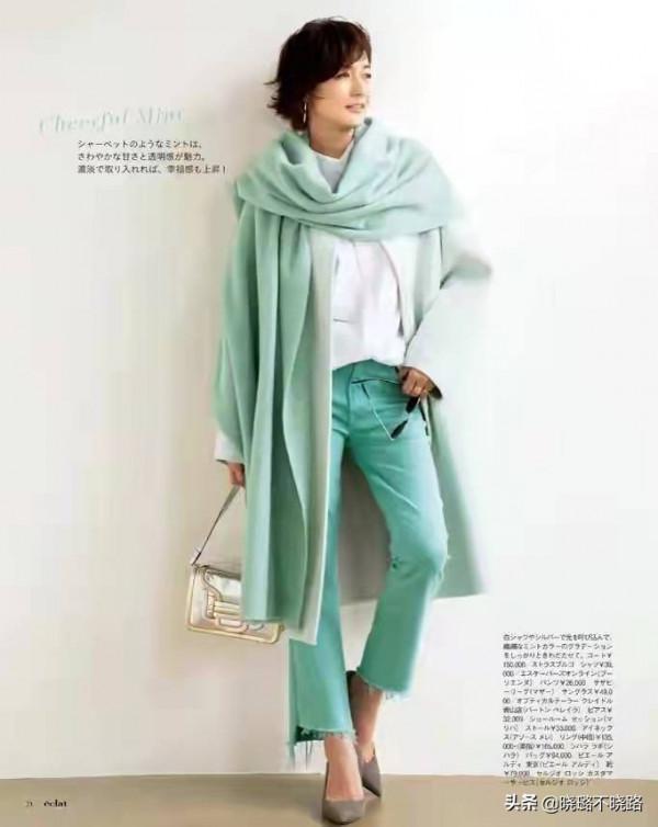 被52歲的富岡佳子驚豔了,穿搭簡約優雅有氣質,太值得參考借鑑 被52歲的富岡佳子驚豔了,穿搭簡約優雅有氣質,太值得參考借鑑