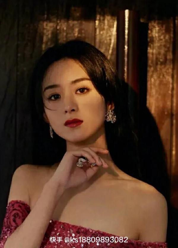 女星集圖：趙麗穎