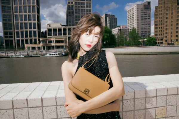 秋冬買包聖經 | 50+款時尚度拉滿的新款大盤點 秋冬買包聖經 | 50+款時尚度拉滿的新款大盤點