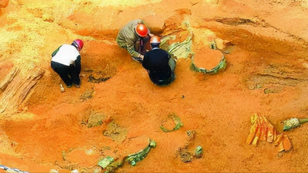 河南郭莊村發現楚國流沙墓，防盜措施很是高明，主人身份至今成謎