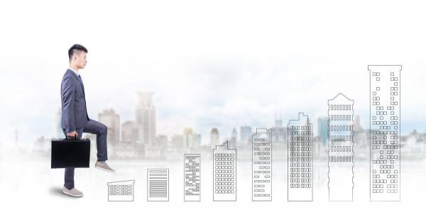 綜合性終身教育市場規模將達3000億，線上終身教育佔四成