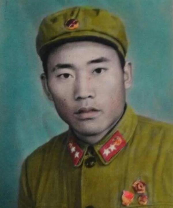 建國初期的共和國軍人：一組上色老照片，重溫那段激情燃燒的歲月