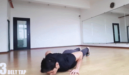 堅持俯臥撐訓練,可以練出飽滿的胸肌嗎?不能,但會收穫5個益處 堅持俯臥撐訓練,可以練出飽滿的胸肌嗎?不能,但會收穫5個益處