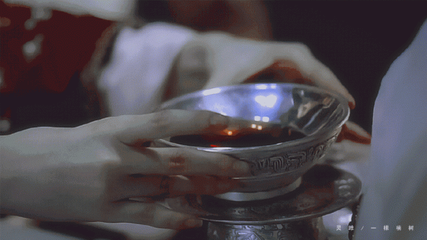 《銅雀臺》中的劉亦菲，翩若驚鴻，美得讓人驚豔