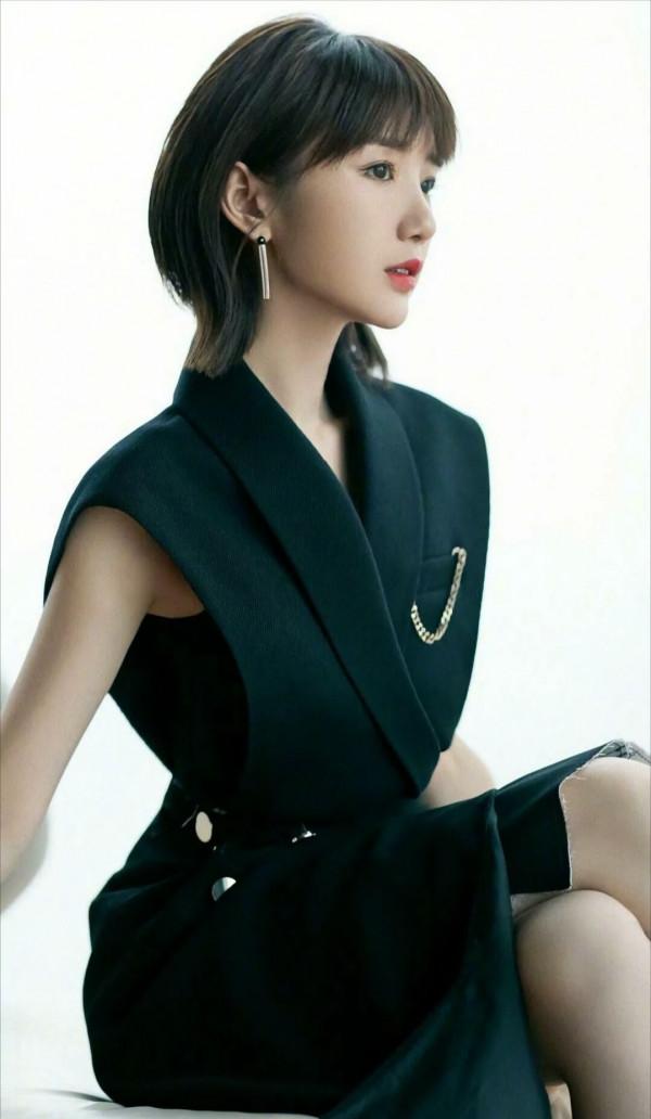 毛曉彤美圖合輯