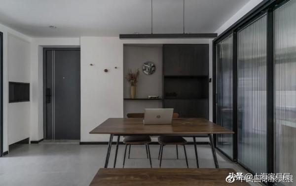 87㎡裝出四房?不侷促,還有超夢幻的“日落燈”,看完我酸了 87㎡裝出四房?不侷促,還有超夢幻的“日落燈”,看完我酸了