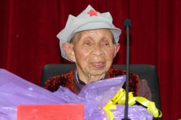 紅色娘子軍均齡不到20歲，存在500余天，毛主席：世界革命的典範