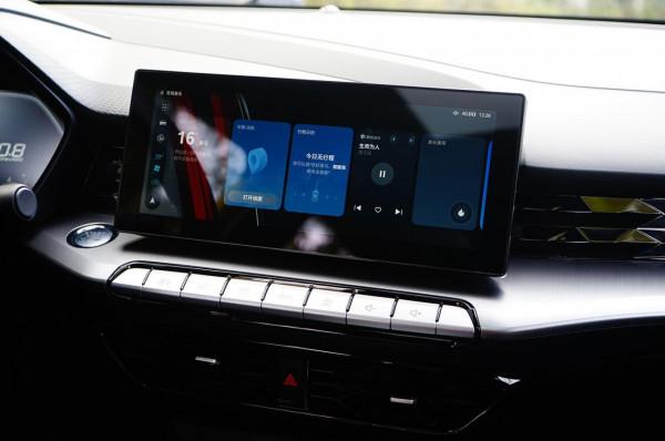 外型都喜歡 駕控也帶感 名爵5 1.5T試駕測評 外型都喜歡 駕控也帶感 名爵5 1.5T試駕測評