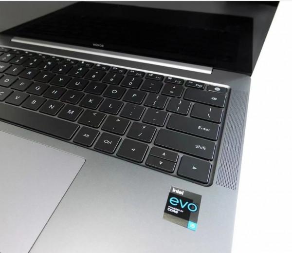 微軟Surface Duo2雙屏手機發布;華為openEuler作業系統官宣 微軟Surface Duo2雙屏手機發布;華為openEuler作業系統官宣