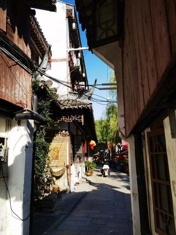 比亞迪漢EV的駕駛感受 比亞迪漢EV的駕駛感受