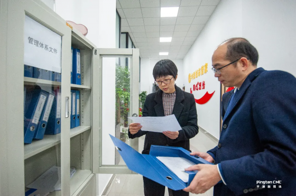 平潭郎丨邱慧芳：全國明星道路的&OpenCurlyDoubleQuote;經紀人&rdquo;