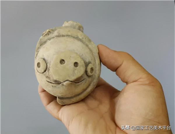 “酒瓶蓋”“扯淡碑”,盤點那些讓考古專家懷疑人生的出土文物! “酒瓶蓋”“扯淡碑”,盤點那些讓考古專家懷疑人生的出土文物!