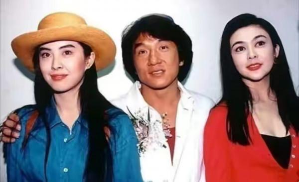 成龍曾在澳門賭場得罪“崩牙駒”，被14K包圍後，幸得賭王解救