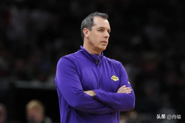 NBA早報：湖人連籤兩個瓊斯，戰力榜勇士第二，奧尼爾再談科比