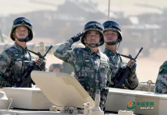 新一任新疆軍區司令員就位：曾坐鎮南疆，參加過兩次大閱兵