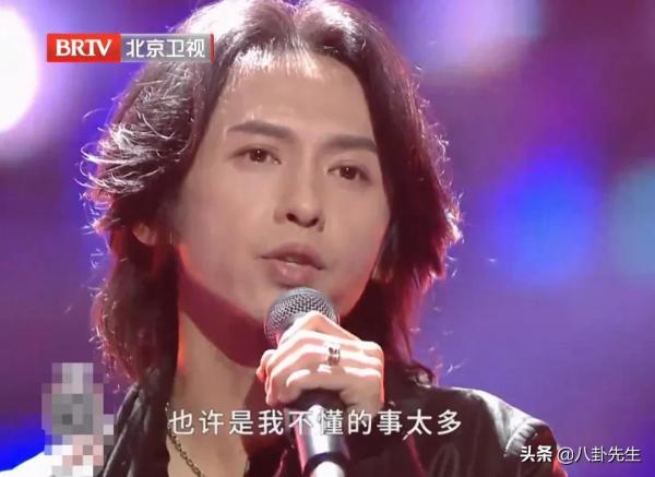 沸騰之夜眾星雲集：楊穎唱歌也瞪眼，吳宣儀臉圓，男藝人普遍發福