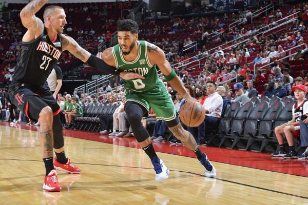 3巨頭66+24,綠軍擊落火箭!塔圖姆31+9,施羅德高效!格林8記3分 3巨頭66+24,綠軍擊落火箭!塔圖姆31+9,施羅德高效!格林8記3分