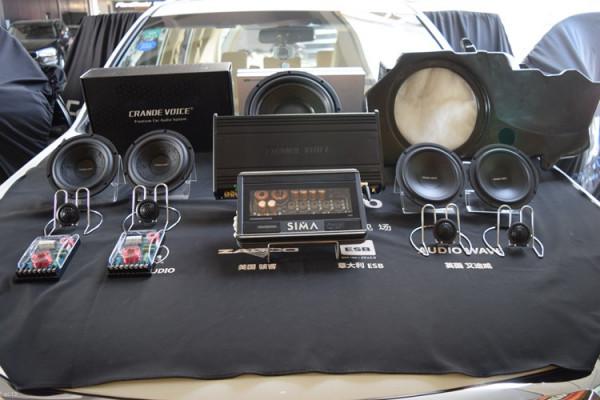 豐田普拉多汽車音響改裝英國CV音響，暢聽美妙音響！昆明發燒友