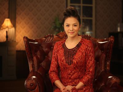 從“家喻戶曉”到“銷聲匿跡”，49歲的文清到底經歷了什麼？