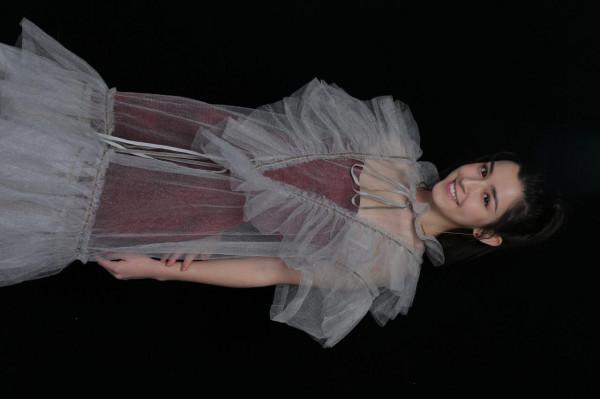 哈妮克孜素顏照 哈妮克孜素顏照