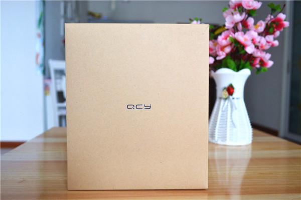 如果你用的是iPhone或者是小米，我就勉強推薦你一款百元耳機吧