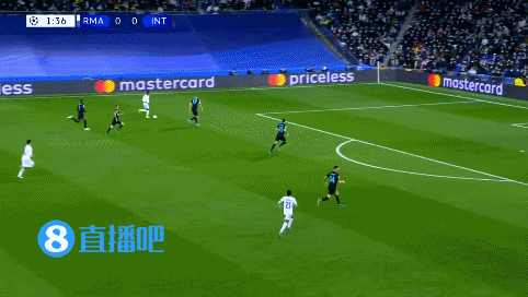 歐冠-克羅斯阿森西奧世界波巴雷拉染紅 皇馬2-0十人國米鎖定小組第一