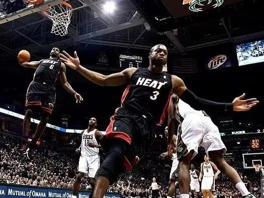 NBA《詹姆斯傳》：是非功過、平淡傳奇