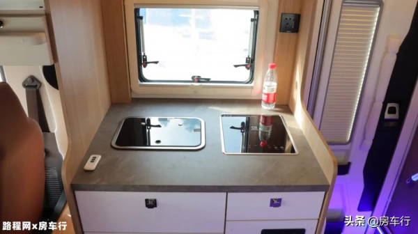 輕卡房車還帶拓展?大空間高性價比,網紅三號輕卡房車愛了愛了 輕卡房車還帶拓展?大空間高性價比,網紅三號輕卡房車愛了愛了