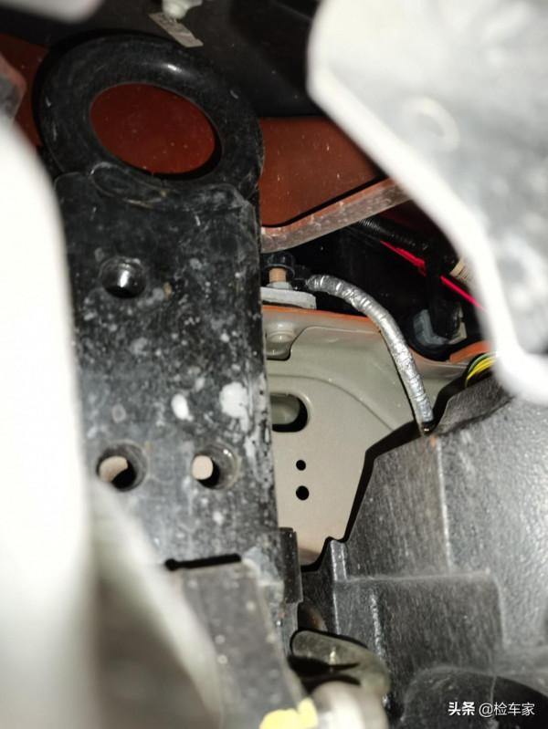 當年的加價虎，如今的貶值王，大哥花42萬買輛攬勝極光值嗎