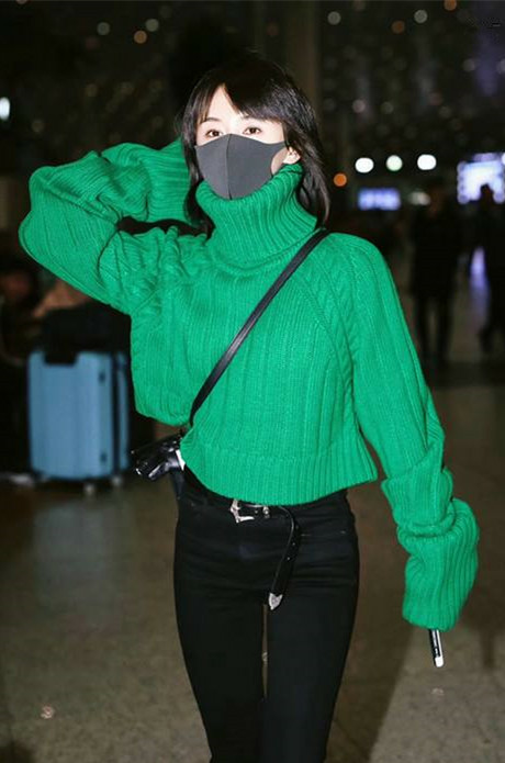 身高始終是小個子的“硬傷”，除了沒穿內增高，也許衣服也沒穿對