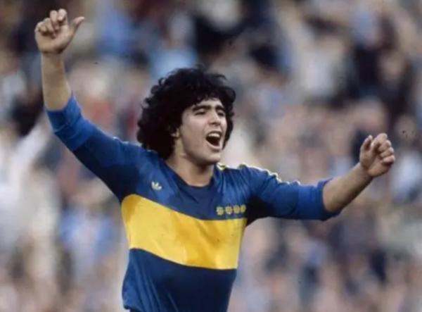 1987年，鄧小平曾邀請馬拉多納來華踢友誼賽，最終結局如何？