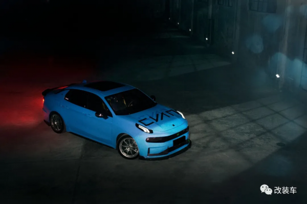 00後大學生改裝領克03+,擁有WTCR年度冠軍車同款顏色 00後大學生改裝領克03+,擁有WTCR年度冠軍車同款顏色