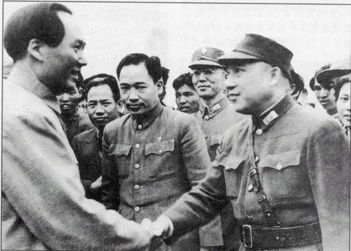 重慶談判時，蔣介石提出讓毛澤東當省長，毛主席問：去哪個省？