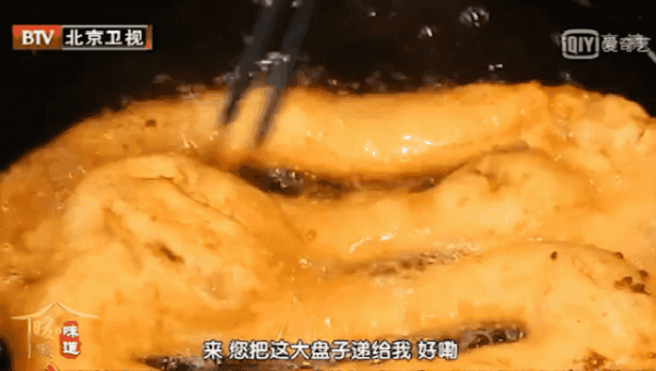 老北京人最愛這早餐！比饅頭簡單10倍，一擀一炸就出鍋，酥軟香甜
