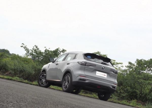 看得見更摸得著的提升,場地試第二代CS55PLUS 看得見更摸得著的提升,場地試第二代CS55PLUS