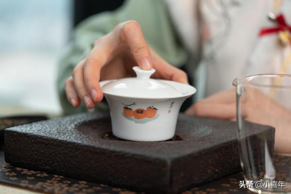 如何在家擺一張有年味兒的茶席？這5句口訣快碼起來