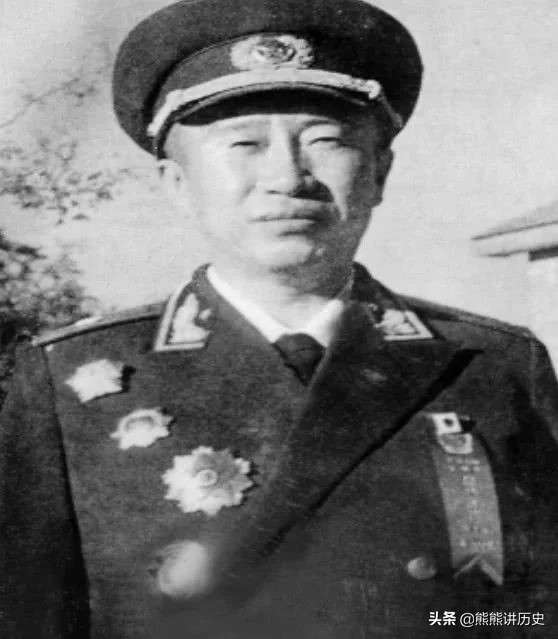 開國少將中，有四位將領，級別最高，他們都是誰？