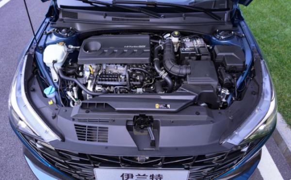 起售9.98萬,第七代伊蘭特顏值升級,自吸渦輪版本怎麼選? 起售9.98萬,第七代伊蘭特顏值升級,自吸渦輪版本怎麼選?