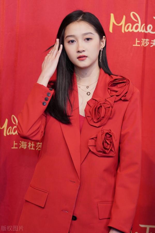 國民女神關曉彤