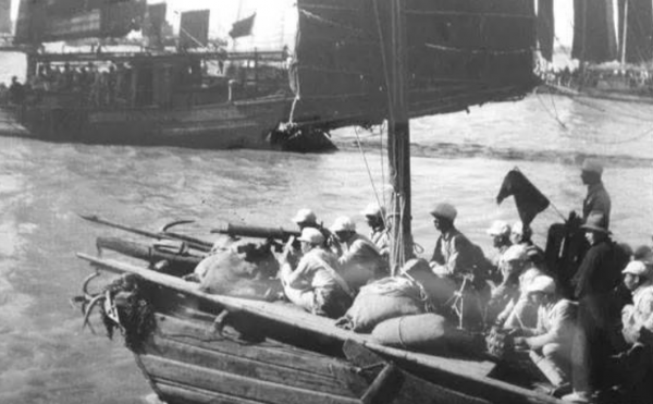 渡江戰役:解放軍一夜打過長江防線,70萬敵人何以不堪一擊? 渡江戰役:解放軍一夜打過長江防線,70萬敵人何以不堪一擊?