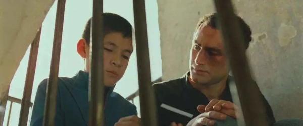 《追風箏的人》：這世間善與惡，是一場人性的輪迴！