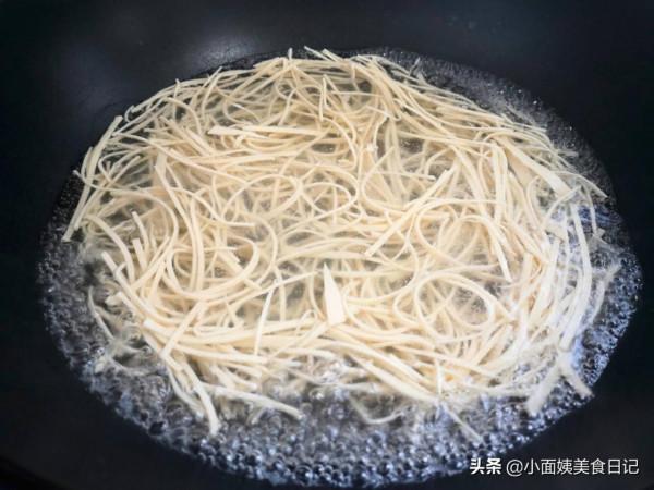 明日雨水，有錢沒錢，早春“6寶”吃起來，應季而食精神迎春天