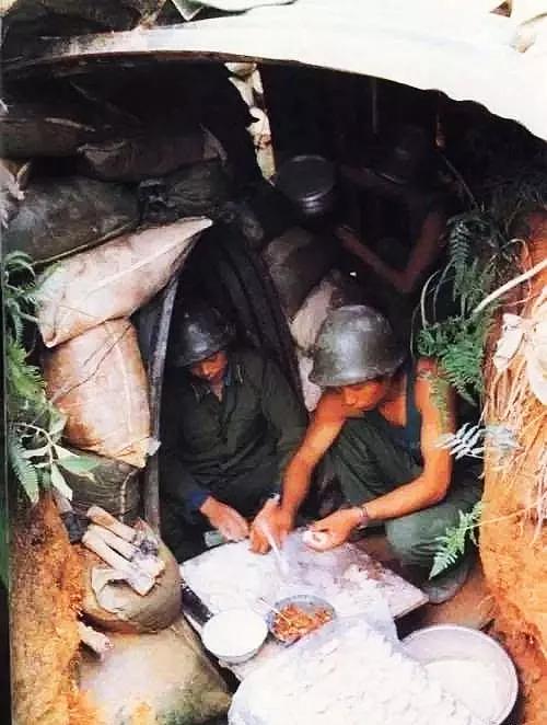 運輸靠騾馬 飲水按克算 看當時後勤 就知道老山英雄們為何值得尊重了 運輸靠騾馬 飲水按克算 看當時後勤 就知道老山英雄們為何值得尊重了