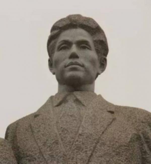 楊昌濟稱他與毛澤東比肩，36歲時四肢被釘在牆上壯烈犧牲，他是誰